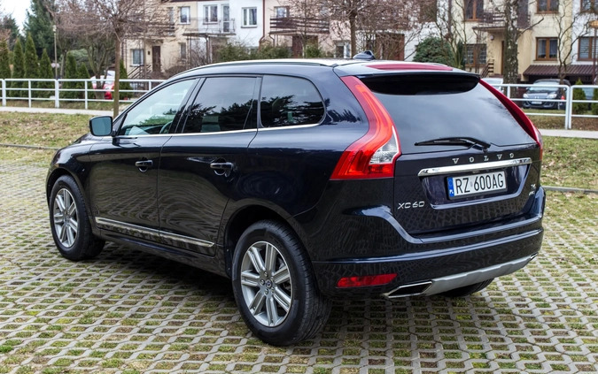 Volvo XC 60 cena 86900 przebieg: 151337, rok produkcji 2016 z Rzeszów małe 667